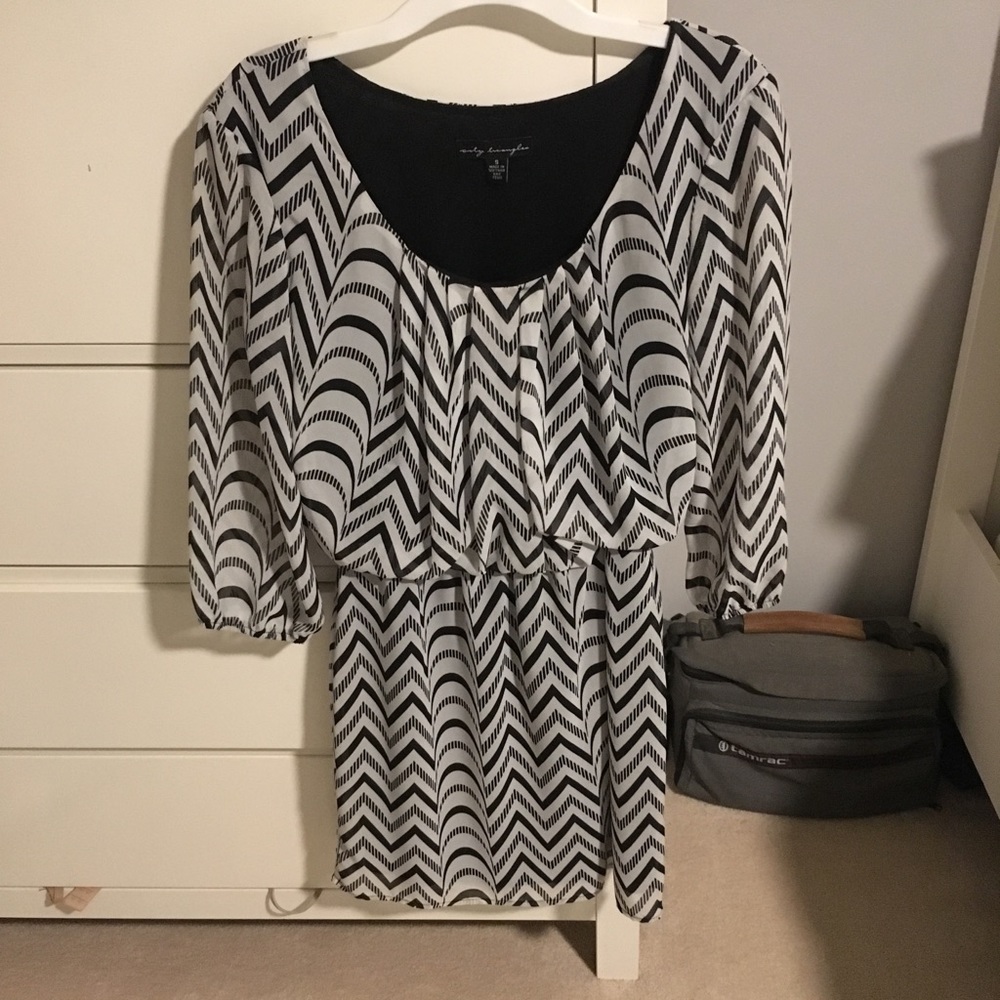 Chevron black and white lightweight dress